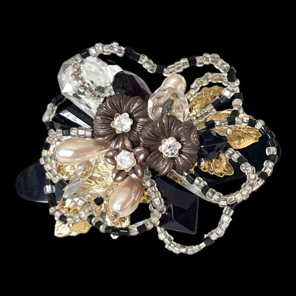 Vintage 90’s Big Bow Beaded Winny Diado Japan Hair Clip